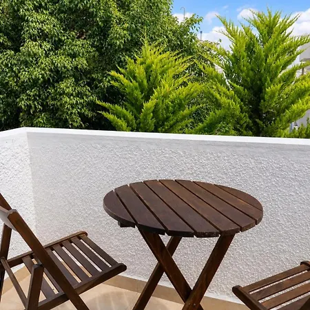 Filoxenia Lejlighedshotel Adamantas