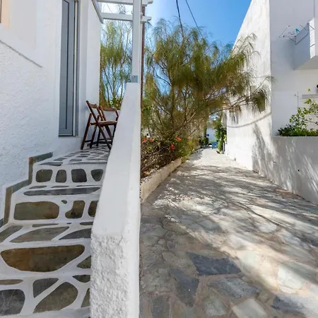 Filoxenia Adamantas (Milos)