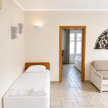 Filoxenia Aparthotel