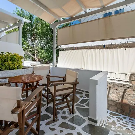 Filoxenia Aparthotel 2*