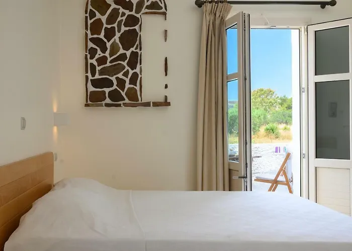 Filoxenia Adamantas (Milos)