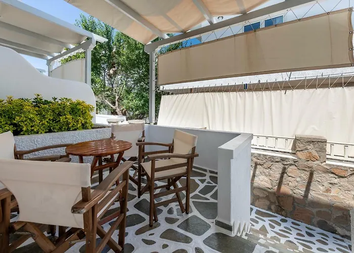 Filoxenia Aparthotel 2*